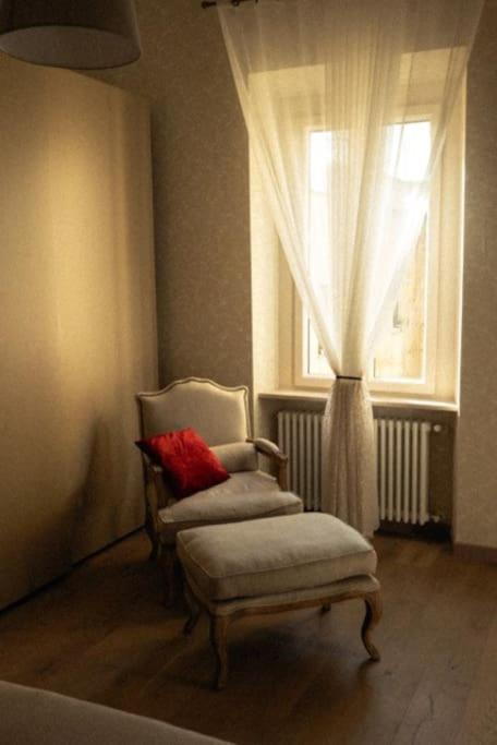 Merulana Penthouse: 5 Minutes Walk From Colosseum Apartment