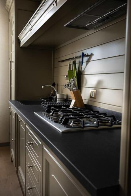 Apartment Merulana Penthouse: 5 Minutes Walk From Colosseum *