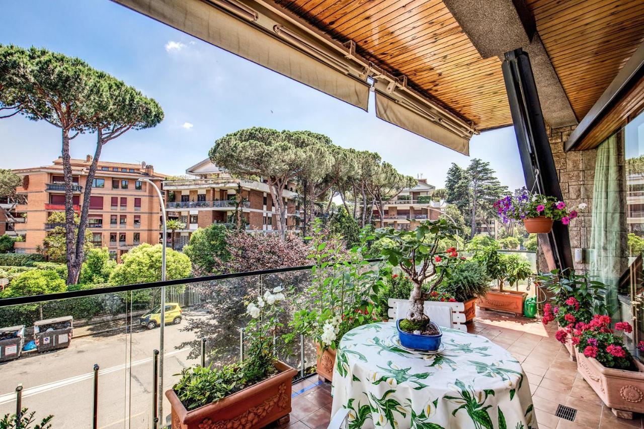 Terrazza Piccolomini: Elegant Stunning View Over Rome/st Peter's Dome Apartment Rome