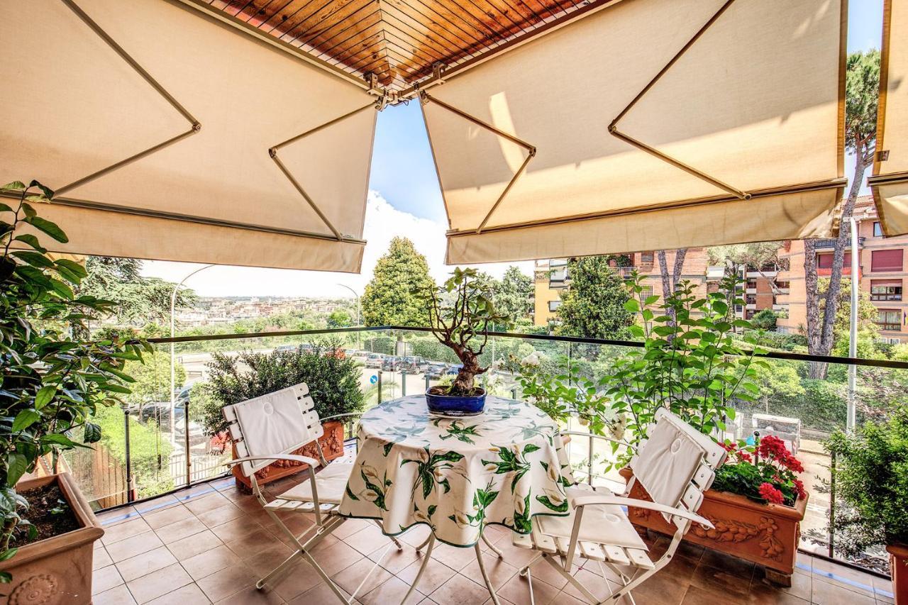 Terrazza Piccolomini: Elegant Stunning View Over Rome/st Peter's Dome * Rome
