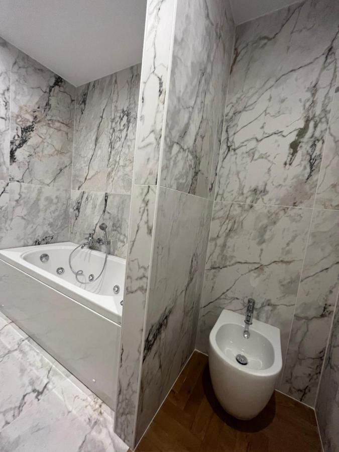 Savoia House, Modern Near Borghese Apartment *