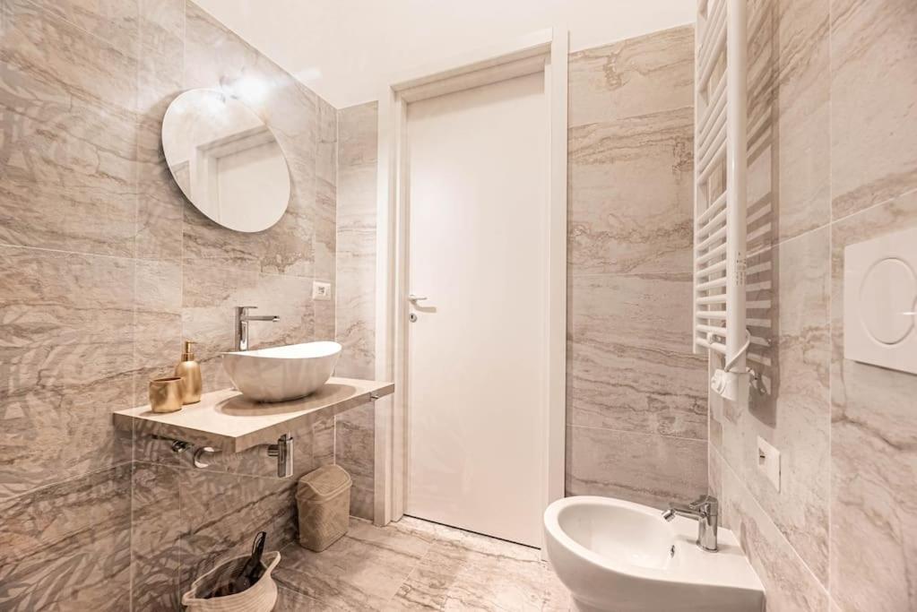 Charming In The Centre Of Apartment Rome