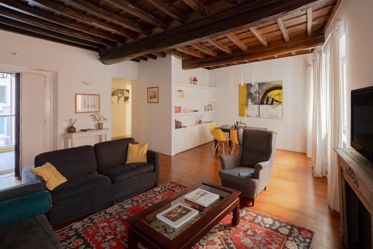 Elegante Rifugio In Centro Storico Tra Piazza Del Popolo E Piazza Di Spagna Apartment