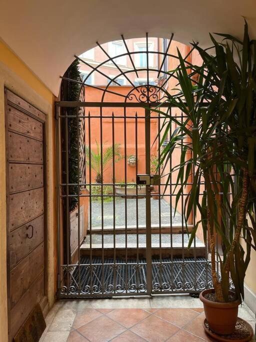 Apartment Elegante Rifugio In Centro Storico Tra Piazza Del Popolo E Piazza Di Spagna *