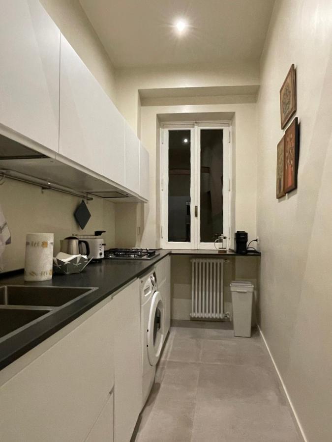 Appartement Center, Luxury & History In Via Monserrato *