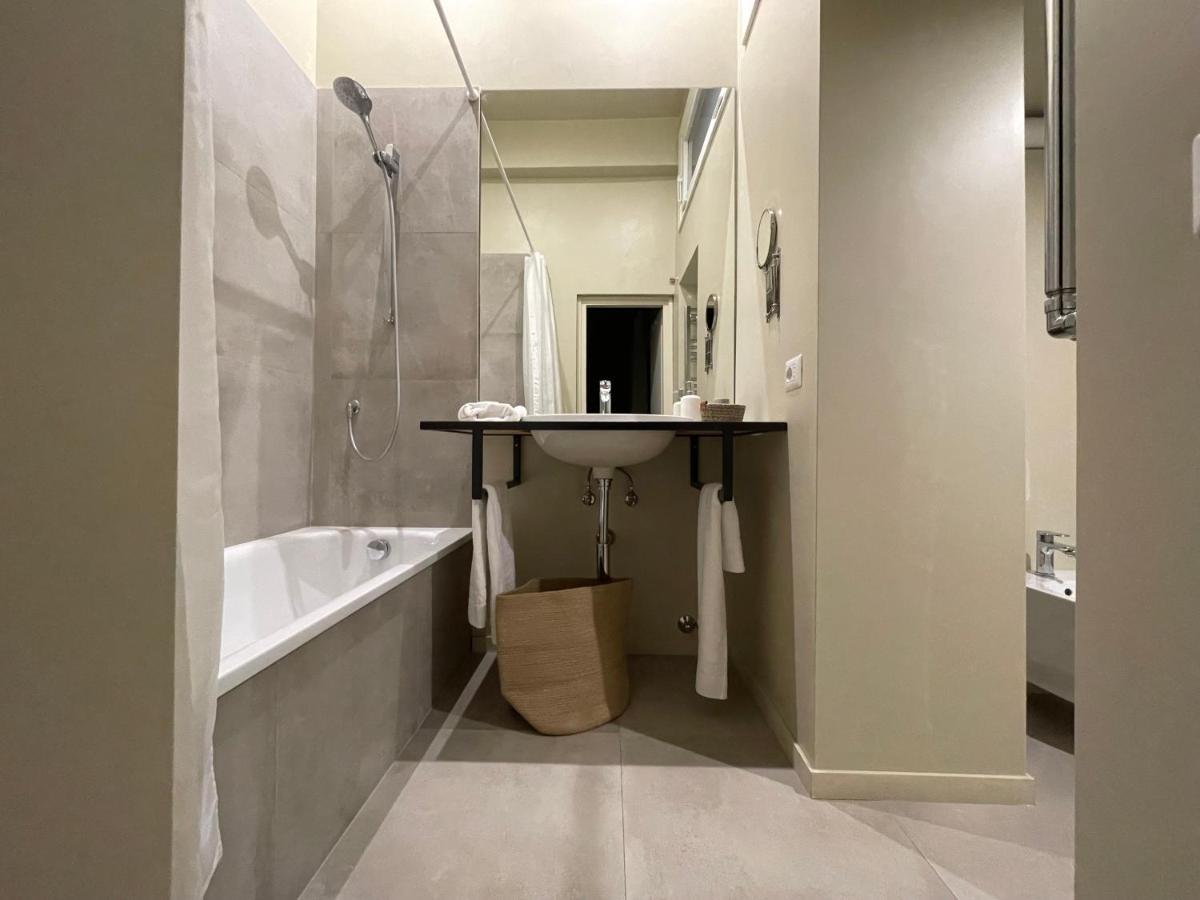 Center, Luxury & History In Via Monserrato Rome
