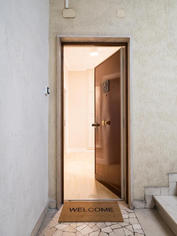 50 Apartment *