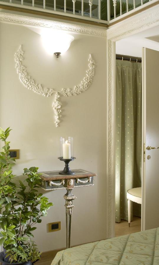 Suites Rome *