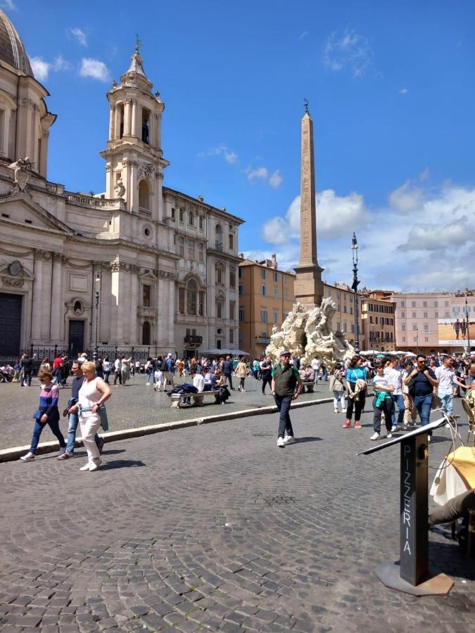 Navona 68
