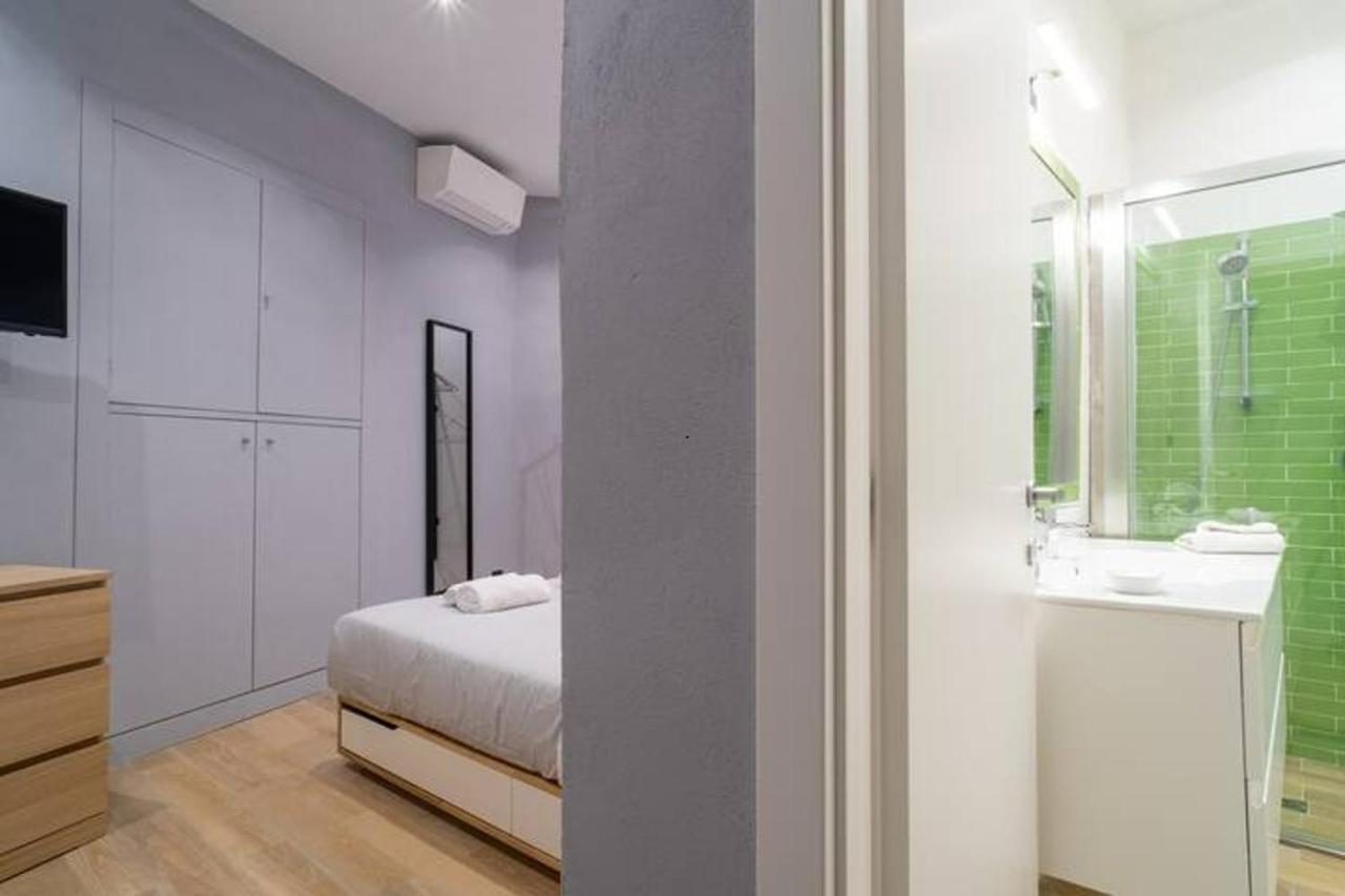 Simona's Vatican Buddyrent Appartement *
