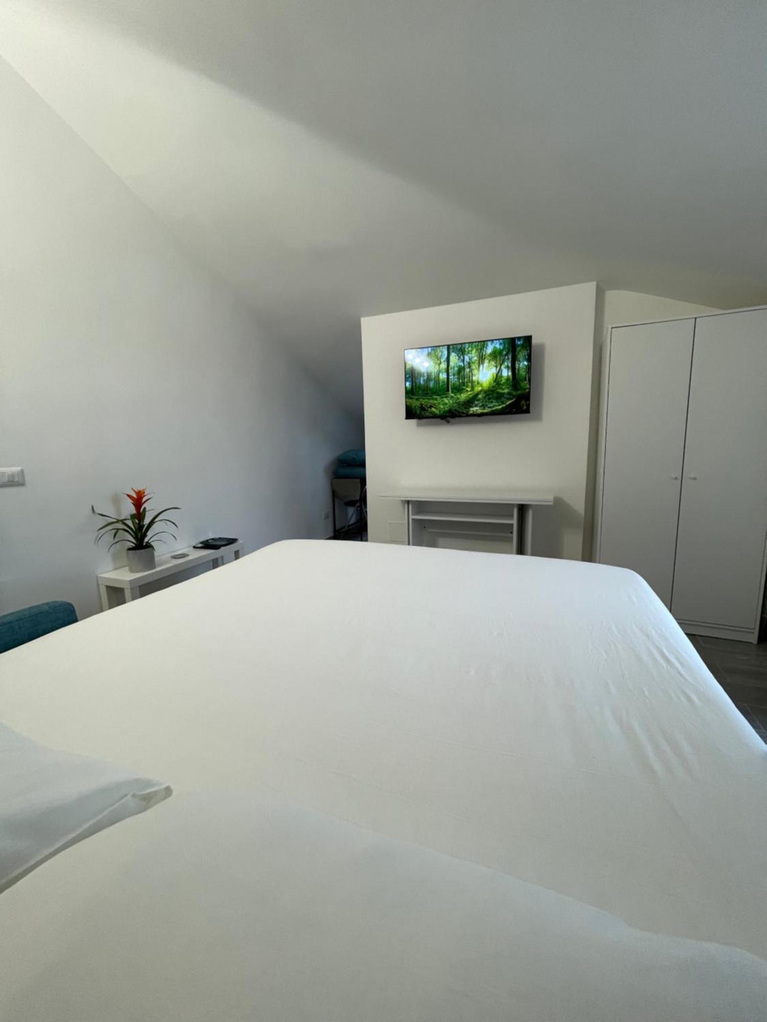 Minu, The Tiny House! Rome