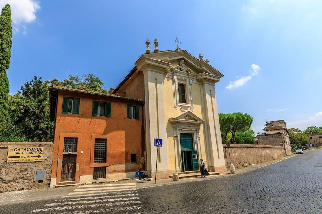 Appartamento Rooftop Appia Antica,silenzioso Riservato Two Bedrooms Two Bathrooms