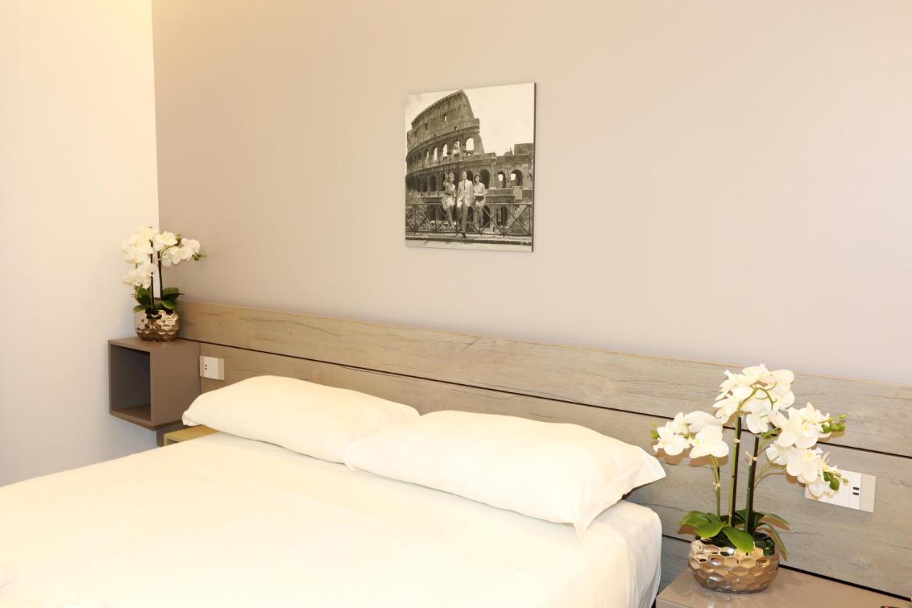 Unique Luxury Couette-café