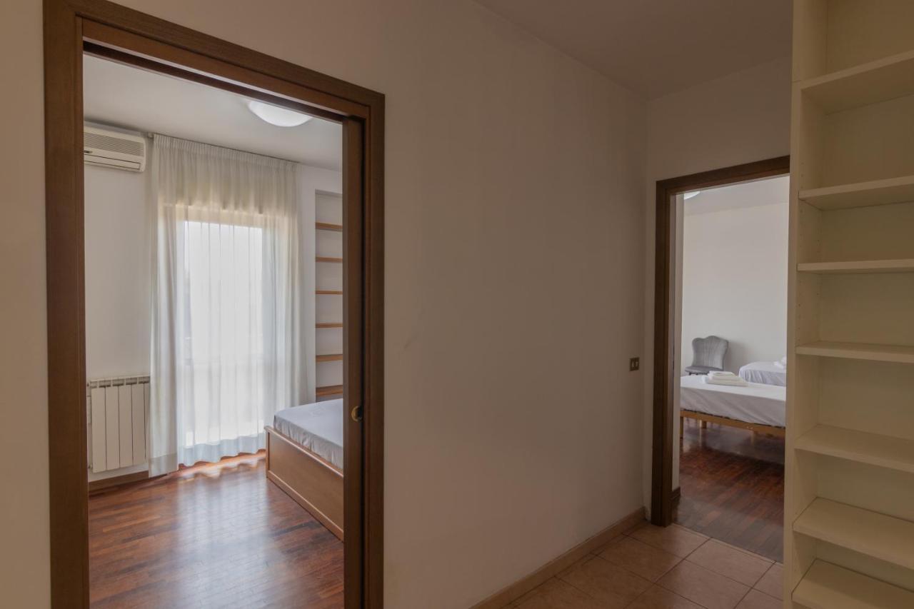 Comfort Penthouse - Private Parking, Wi-fi