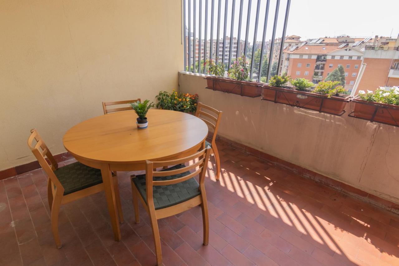 Apartment Comfort Penthouse - Private Parking, Wi-fi *