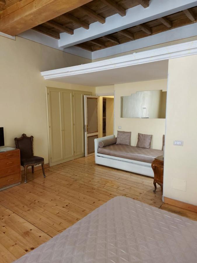 Residenza Al Corso Bed & Breakfast 3*