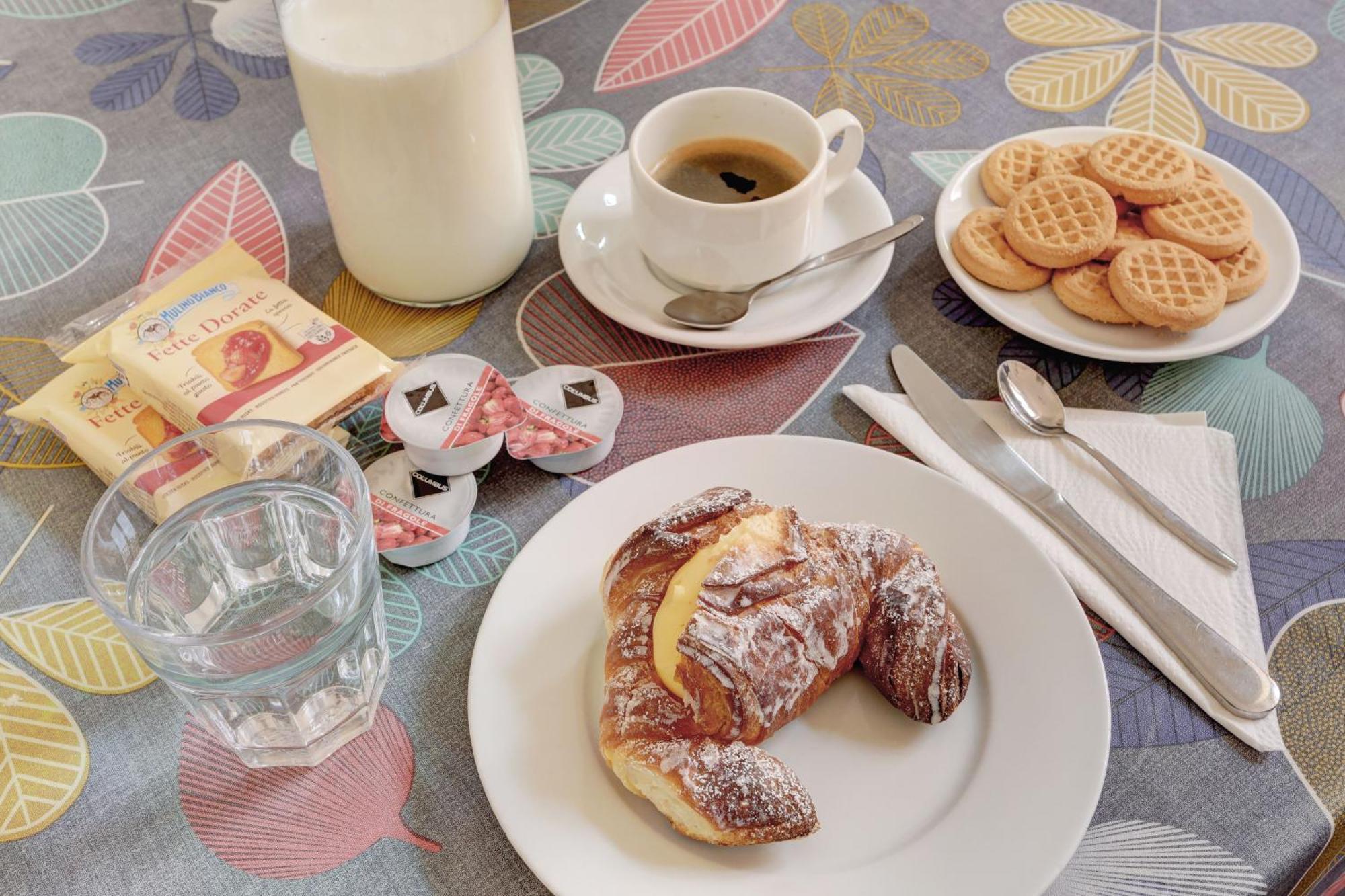 Couette-café Claudia House Termini Rome