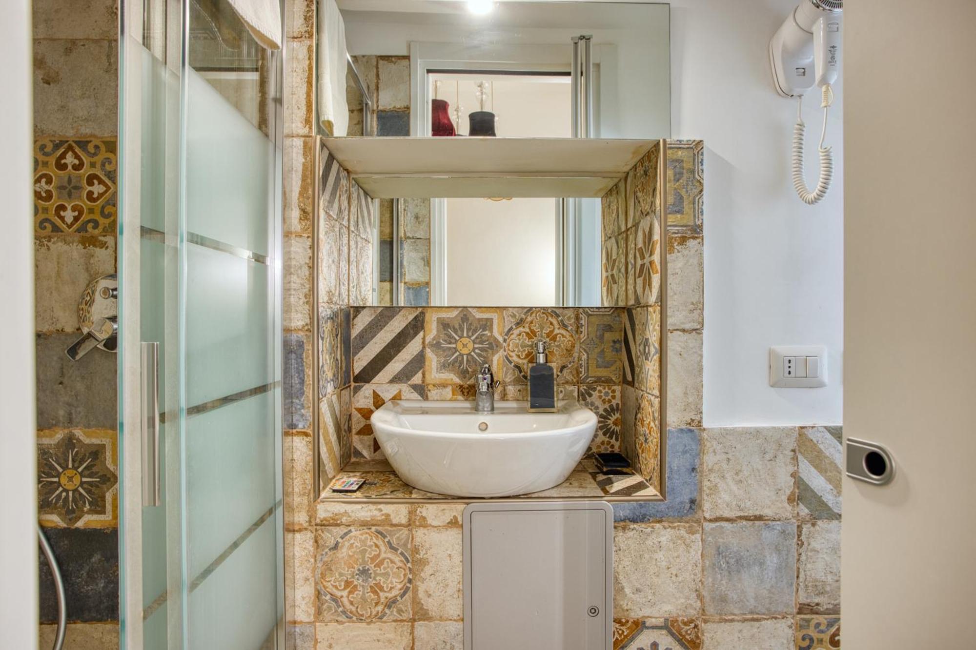 Mini Loft Capocci - Rione Monti * Roma