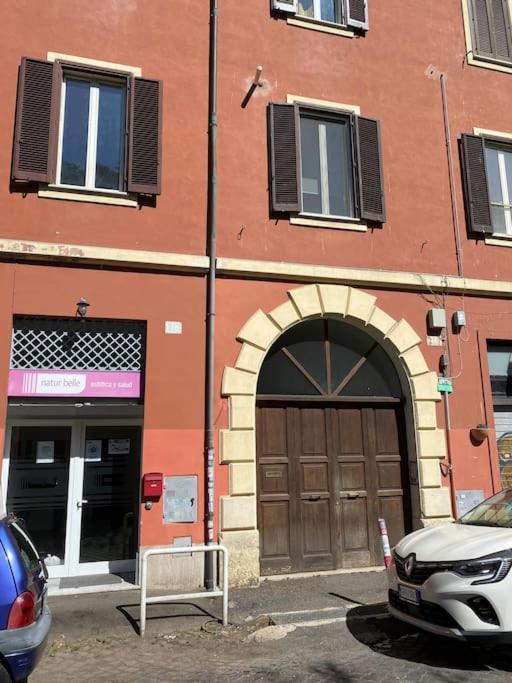 Guest Art Trastevere Station With Ac Roma