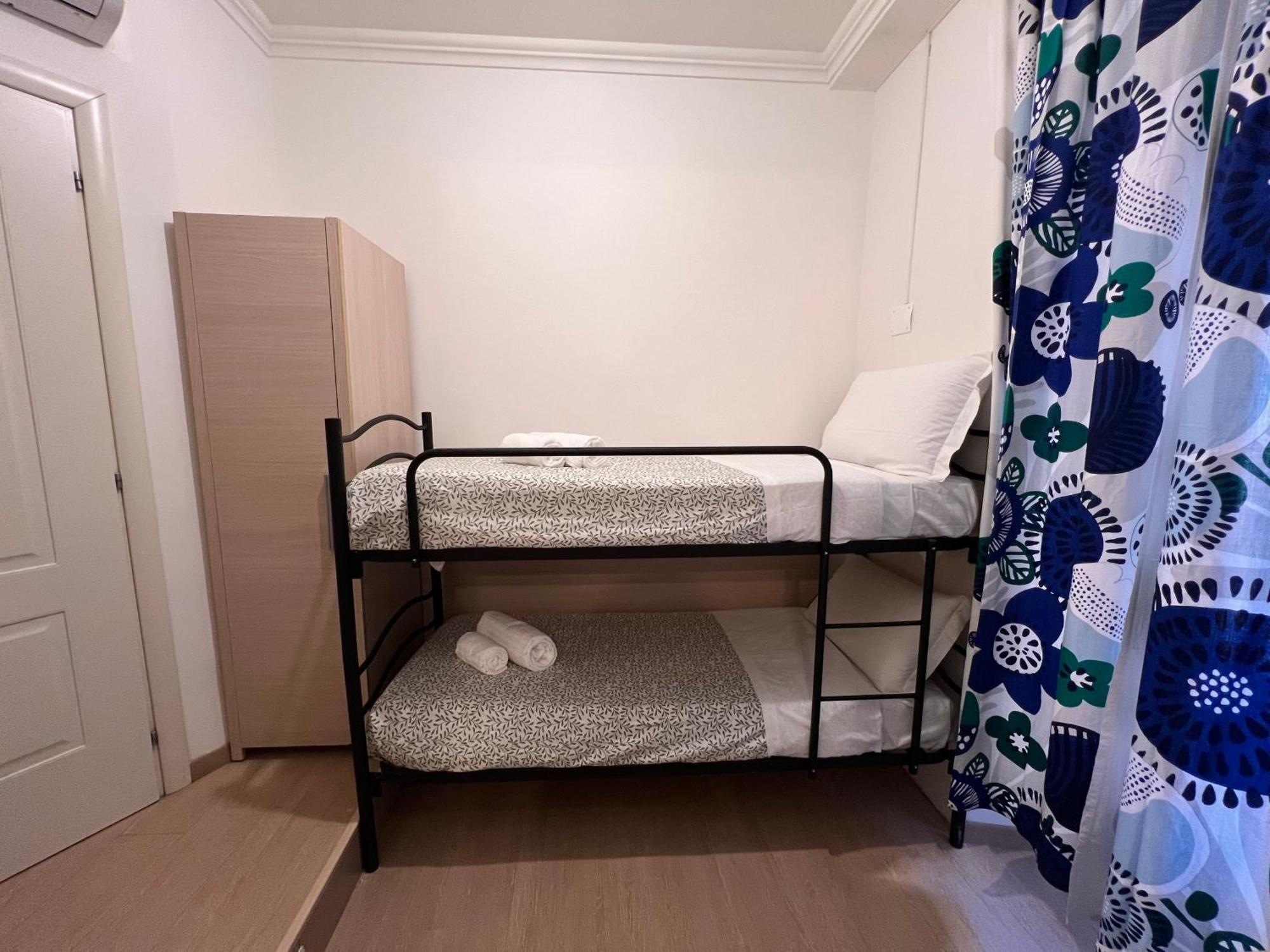 House Guest house *