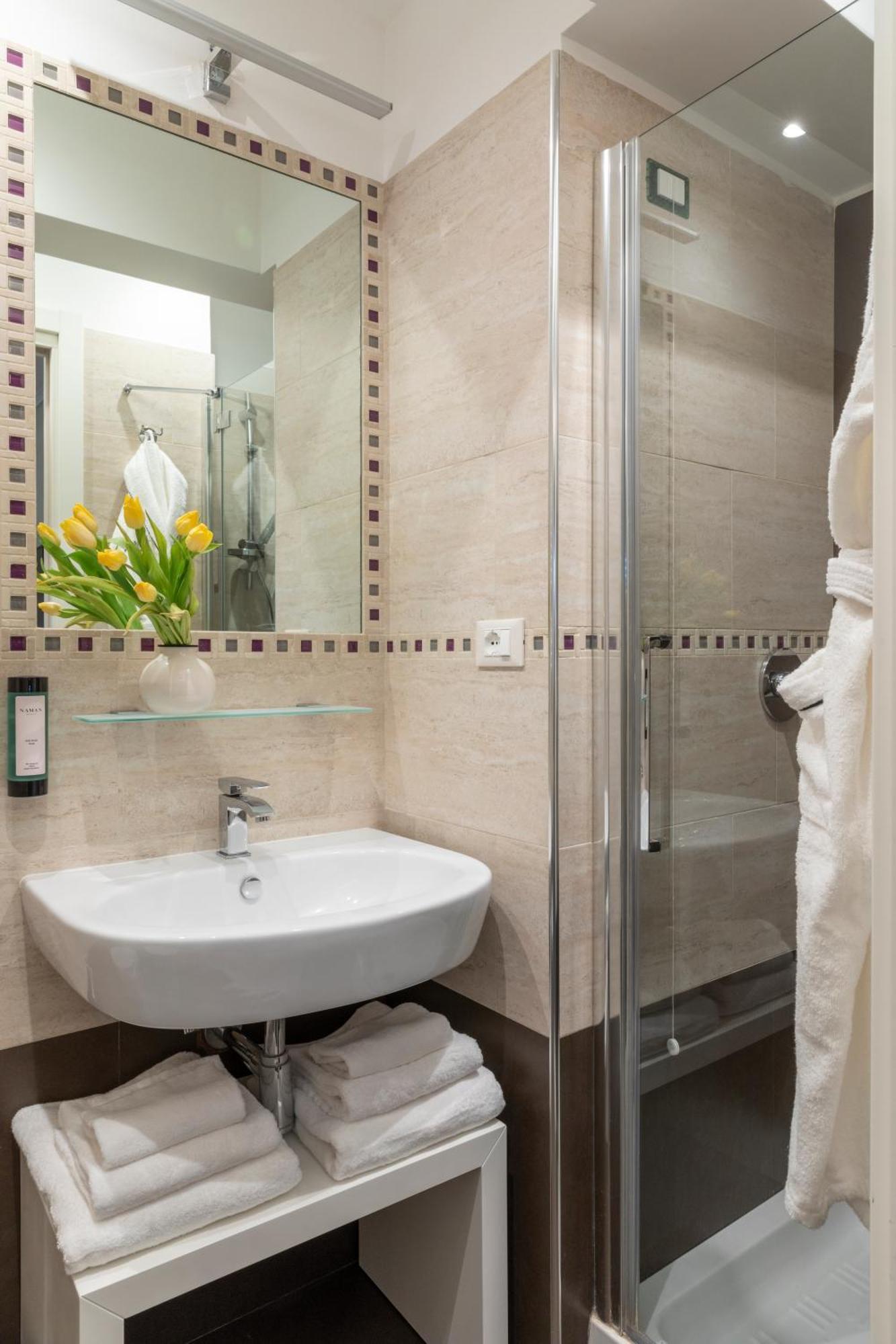 Gasthuis Naman Hotellerie - Spagna Rome