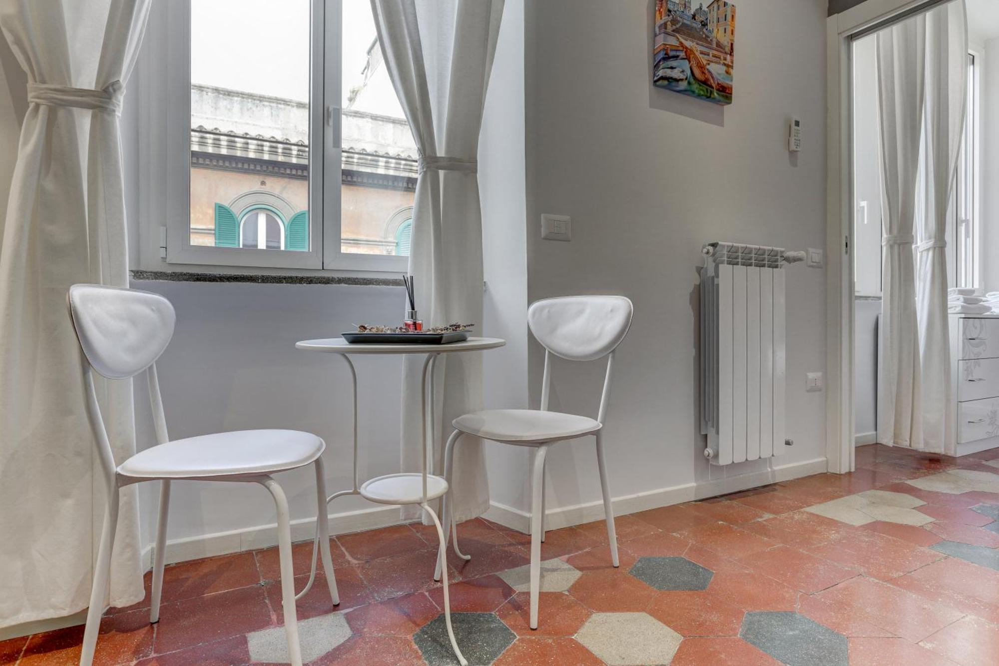 Santi Quattro - Colosseo Appartement