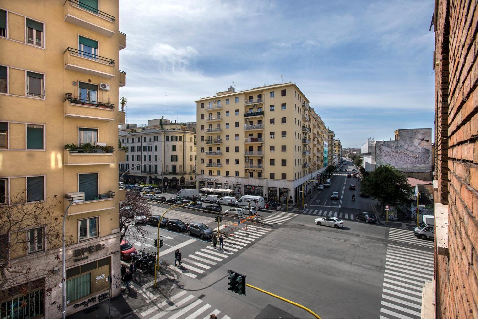 Il Principe - Luxury Boutique Near The Colosseo Apartment *