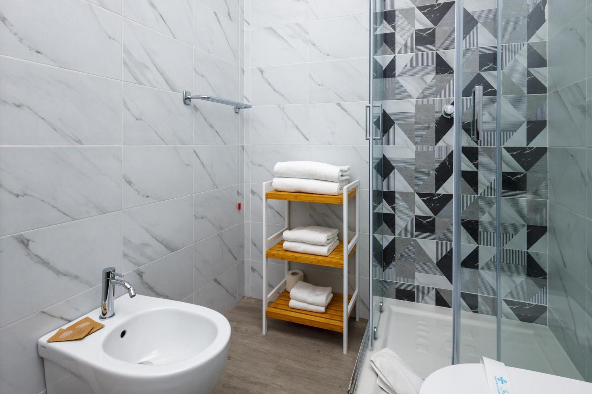 Crossroad Hotel 3*