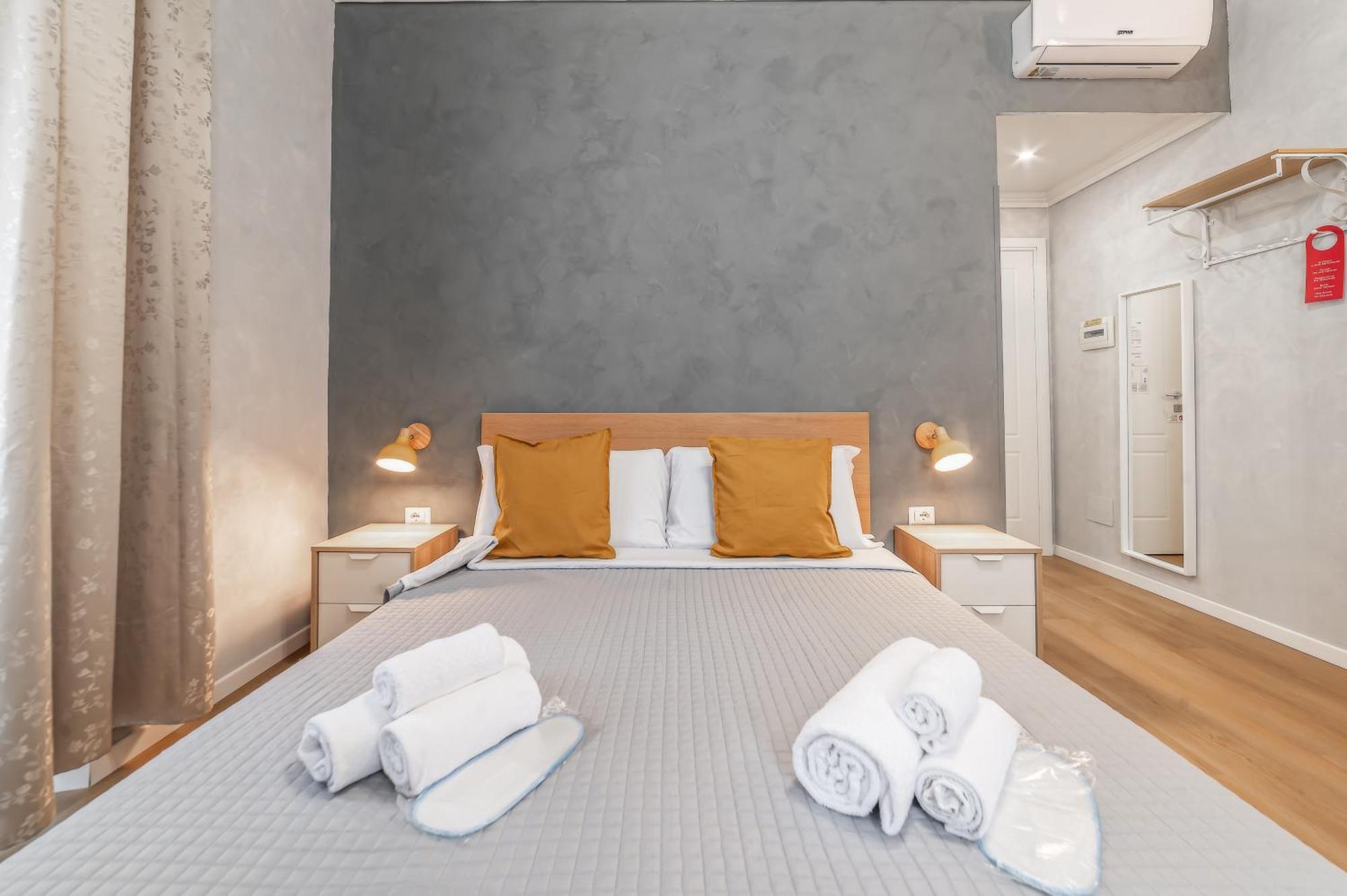 Maison Macao - Golden Keys Collection *