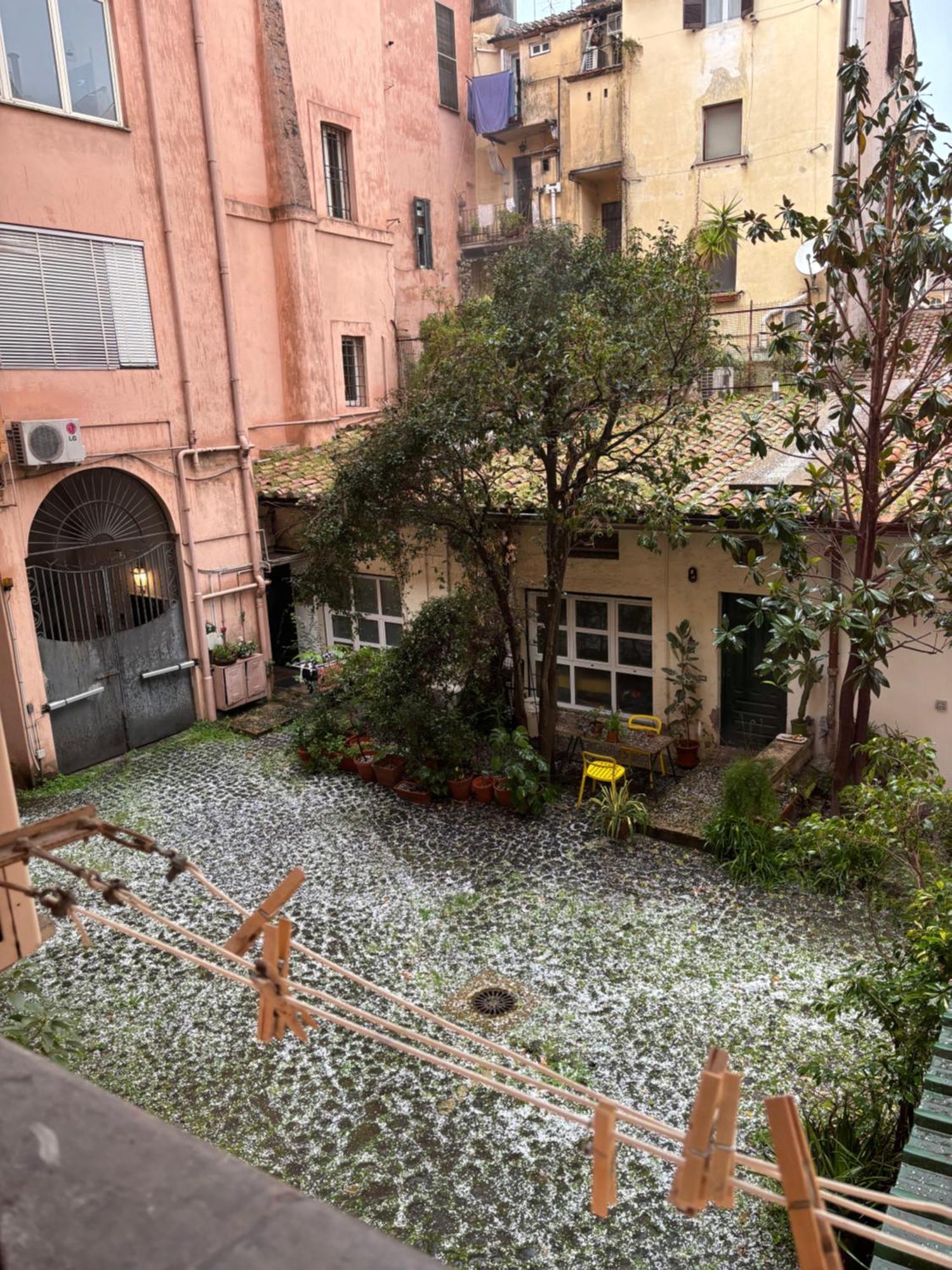 San Calisto Trastevere - Historical Center Cir 25486 * Rome
