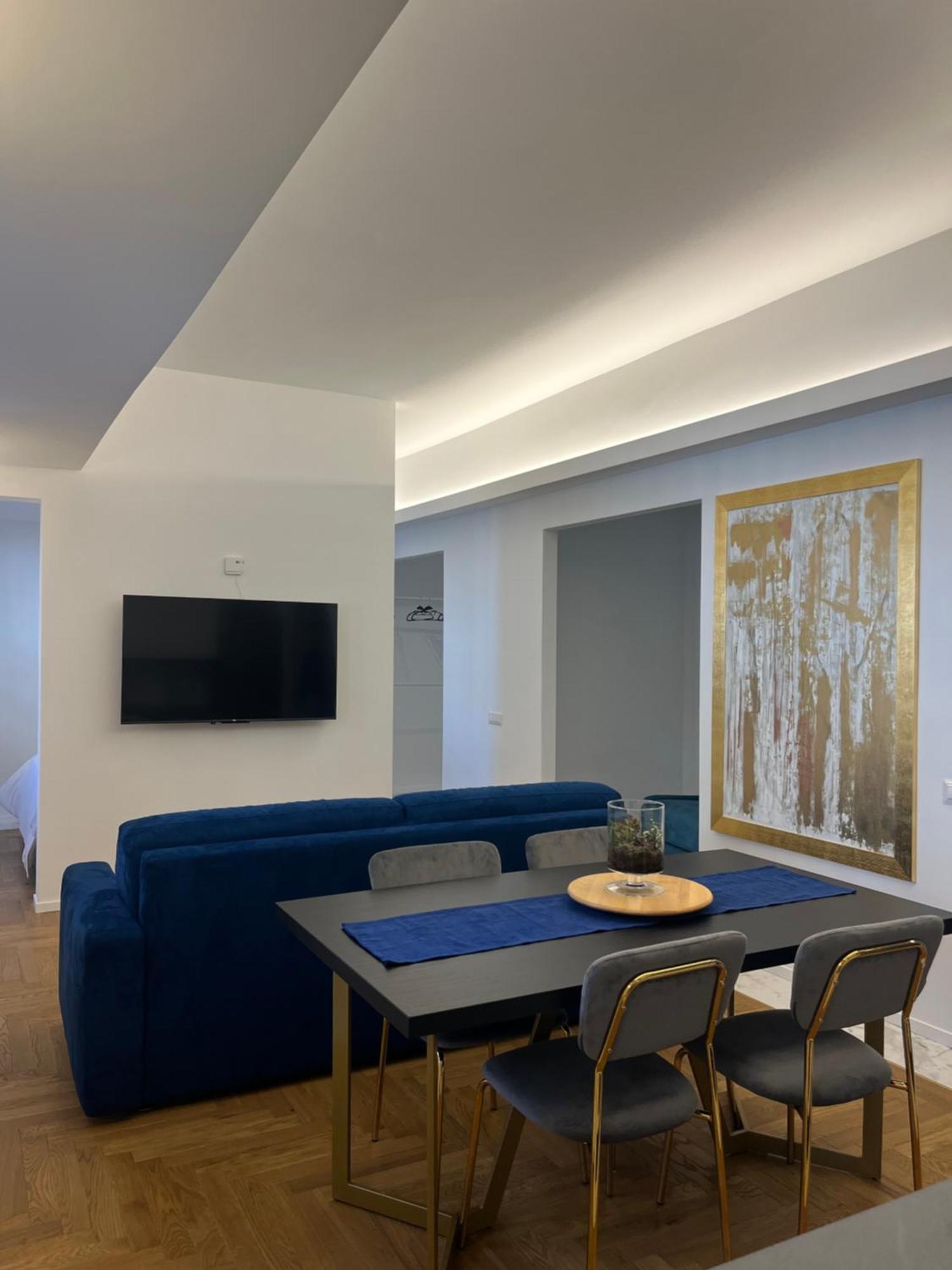 Apartment Savoia House, Modern Near Borghese