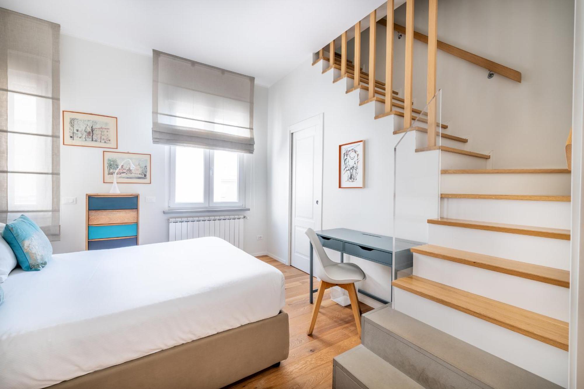 Floor With Rooftop Terrace Near St. Peter *