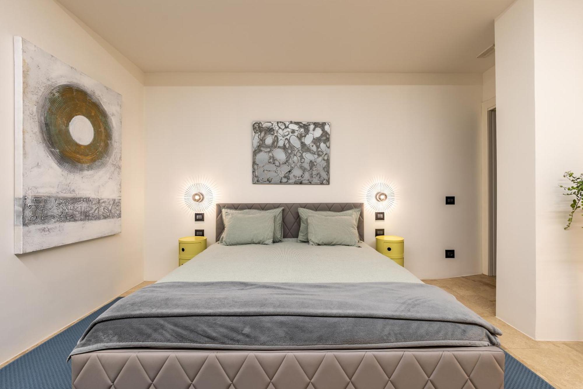 Apartment Aedrian's Loft. Boutique With Private Terrace In The Center Of *