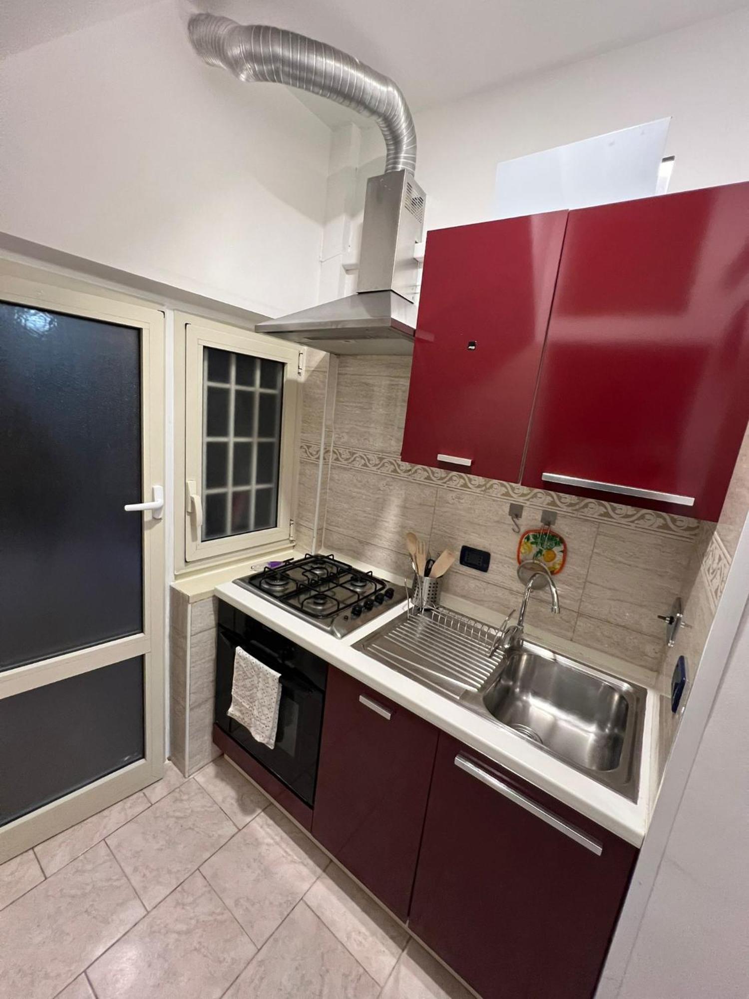 Centro Stazione Tuscolana Apartment Rome