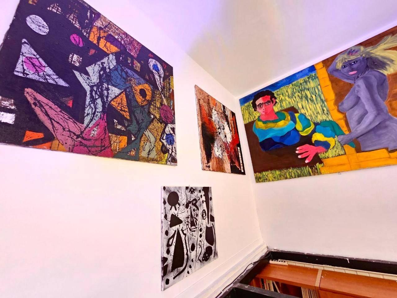 Apartment L'atelier ~ Mostra Sospesa *