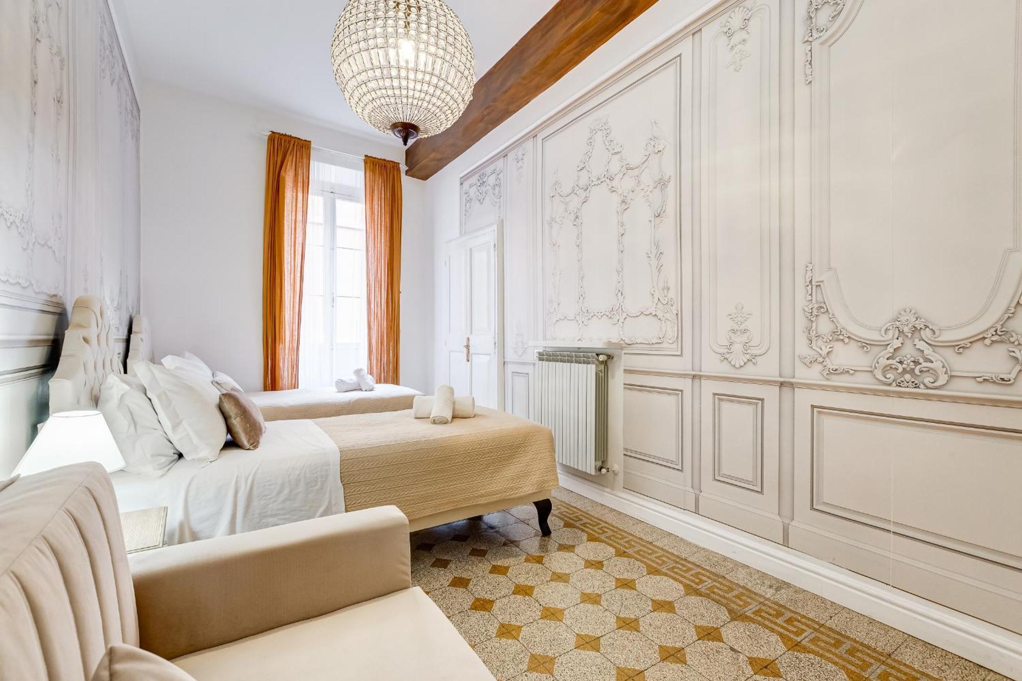 Appartement Spanish Square - Romedreamhome