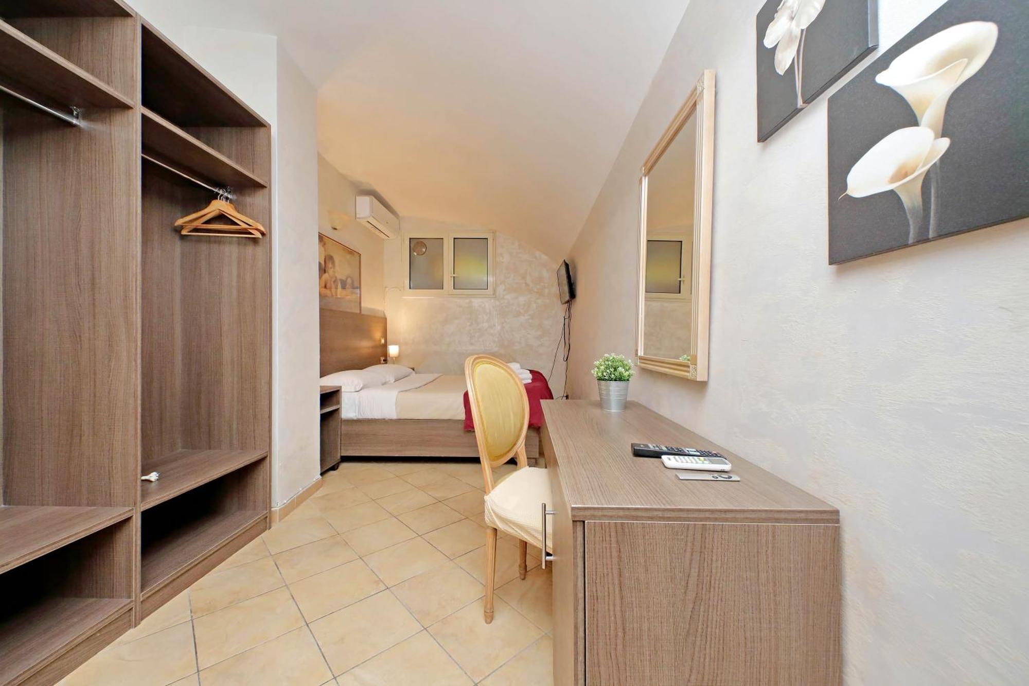 Monti House