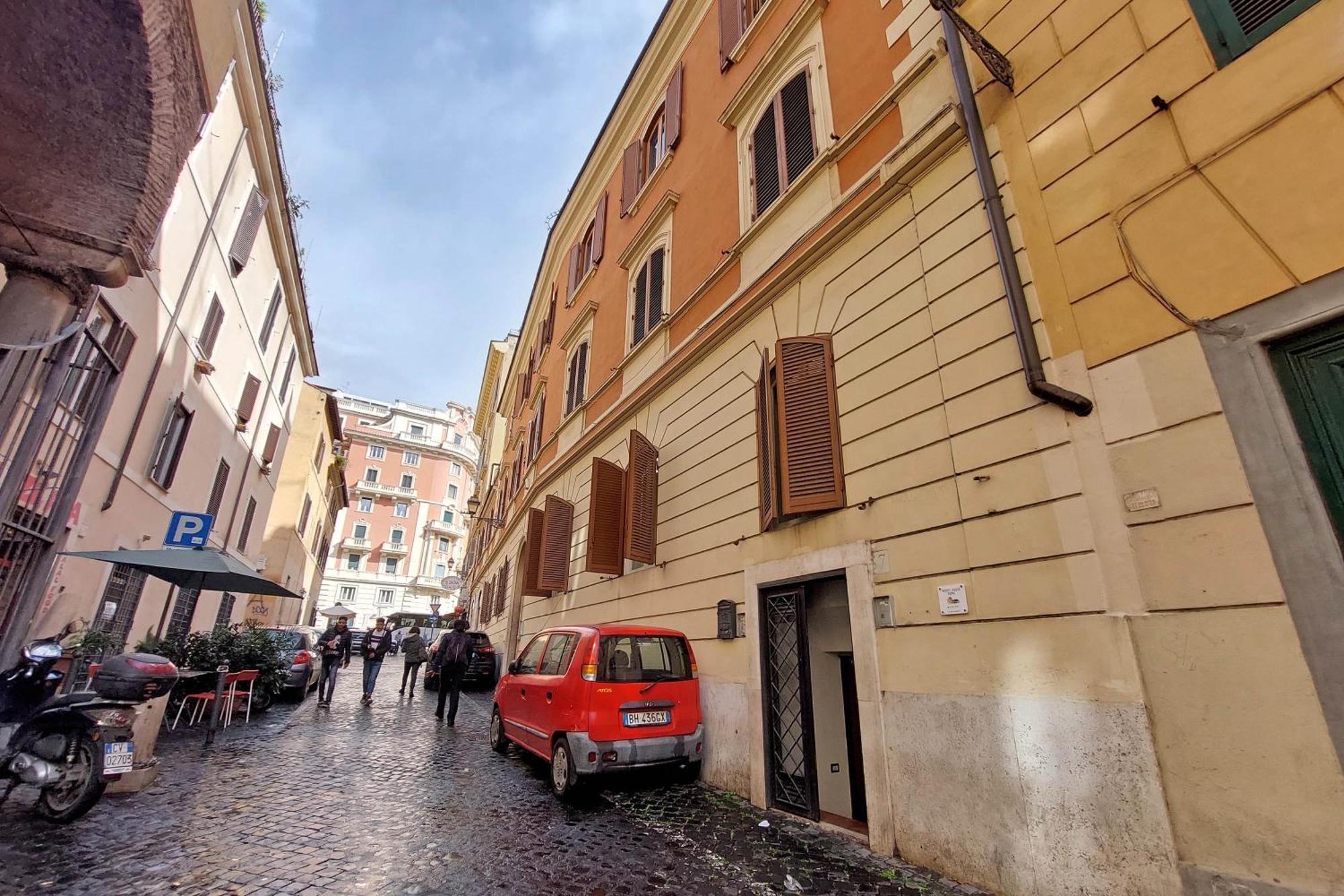Monti House * Rome
