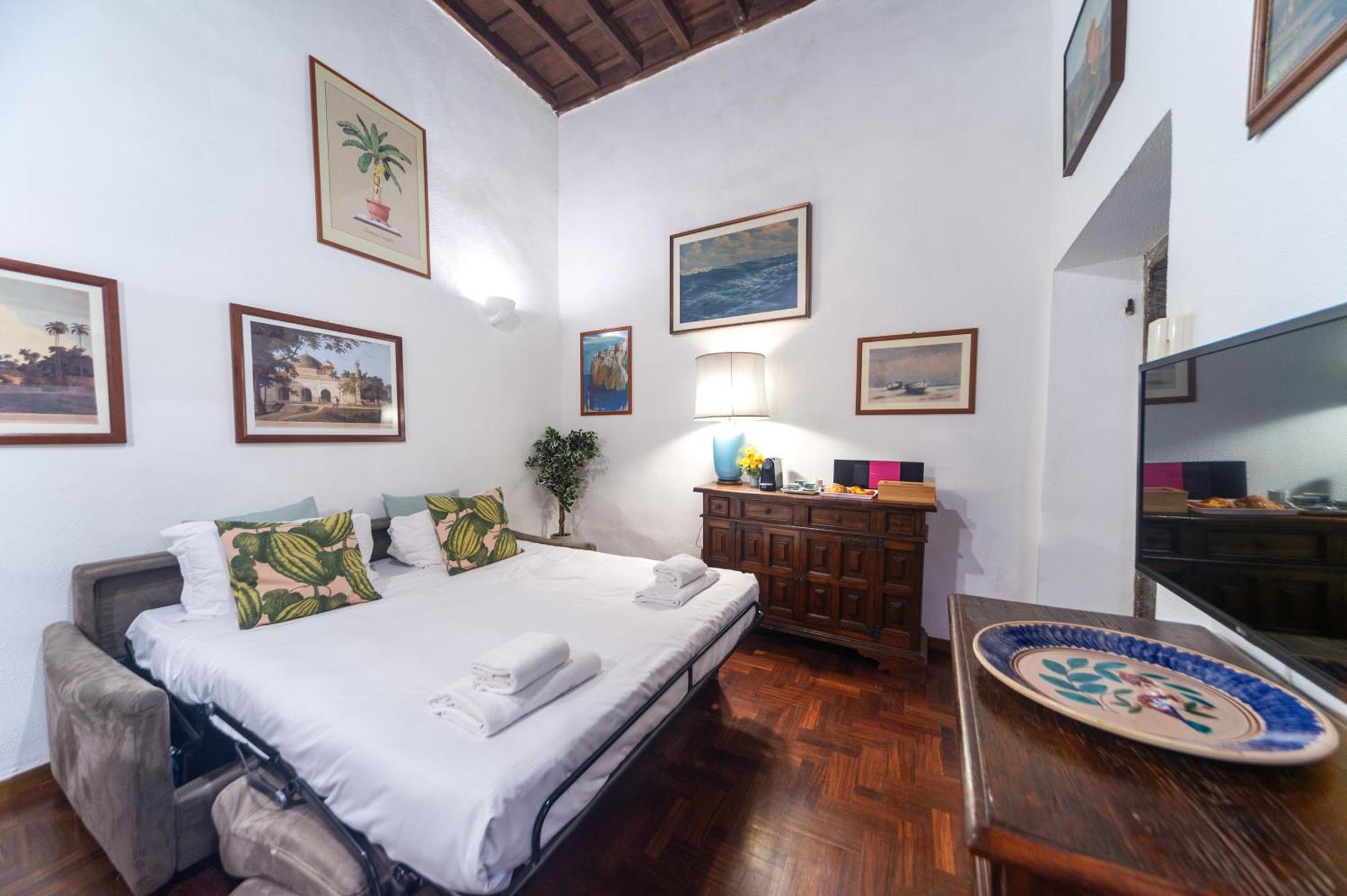 Cartari, Renaissance Flat A Few Steps From Piazza Navona And Vatican * Rome