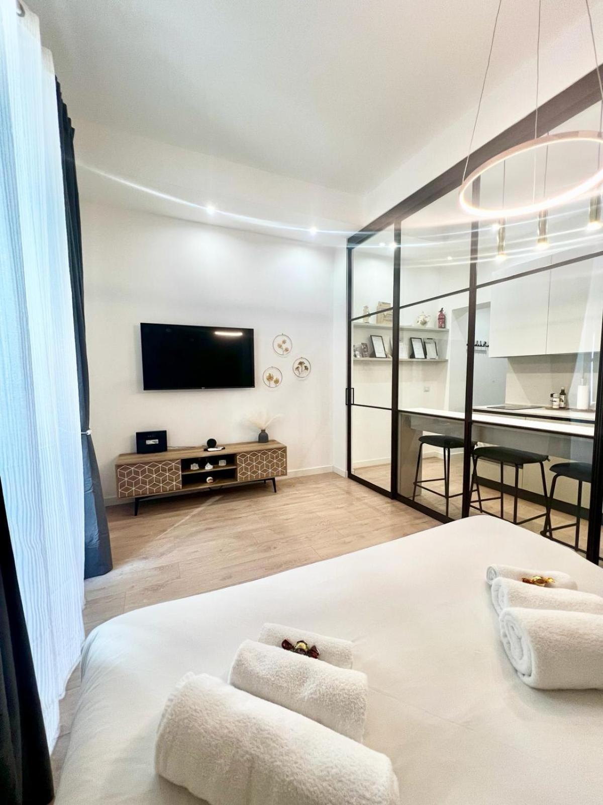 Pvr Luxury Rome