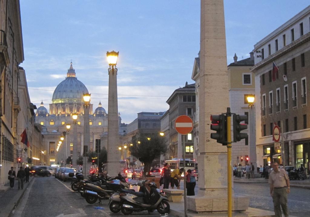 Casa Del Glicine * Rome