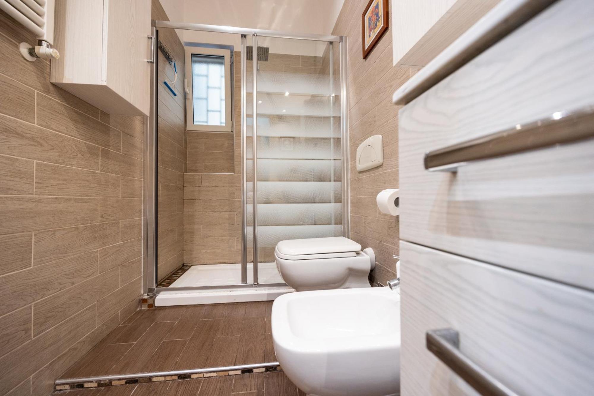 Big Air Conditioning Wifi Netflix 90 Mq Appartement *