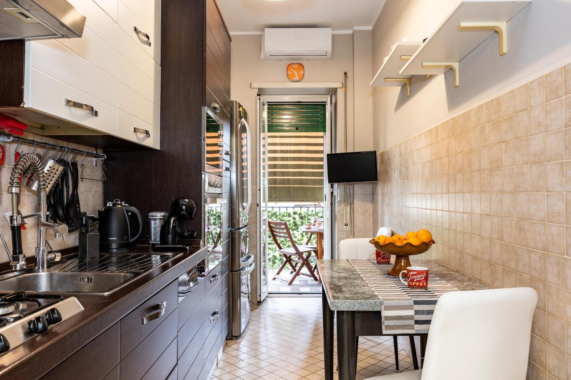 Big Air Conditioning Wifi Netflix 90 Mq Appartement