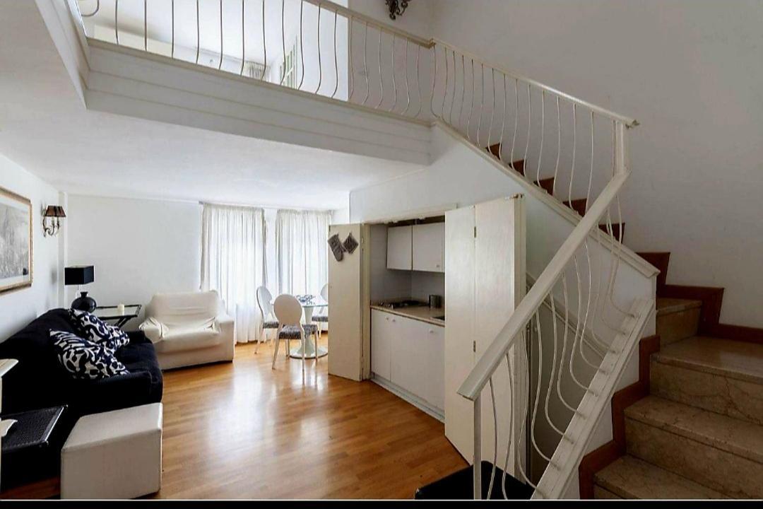 Luxury Archimede 80 * Roma