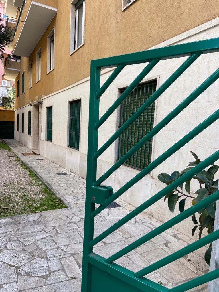 Superior Next Colosseo A/c Wo Fi 3 Bedrooms Appartement