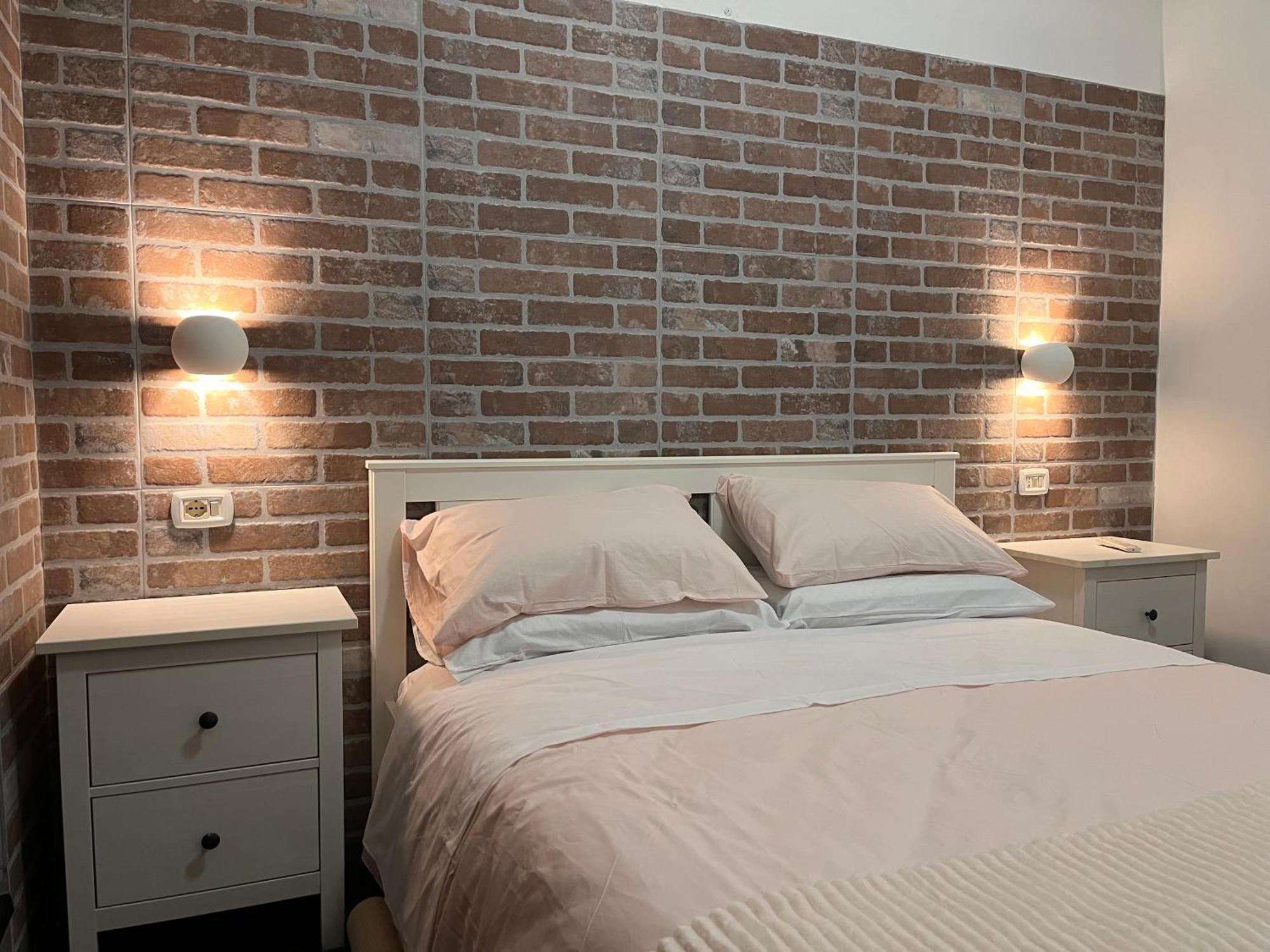 Casina Dacia Rome