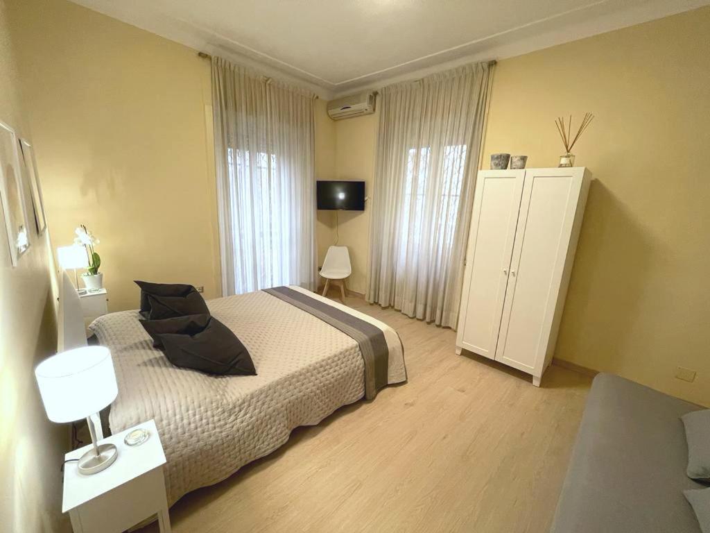 Key Vatican Museums Apartment Rome