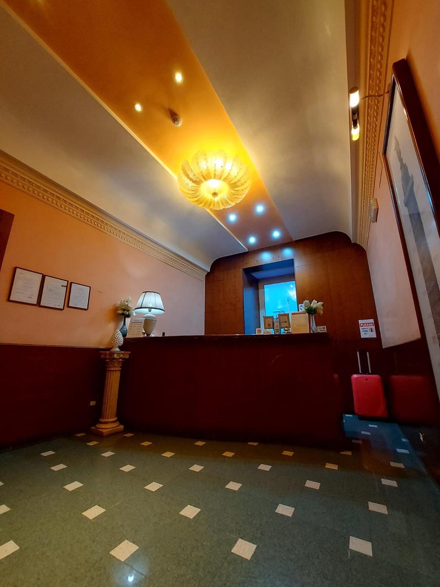 Hotel Positano 2 2*