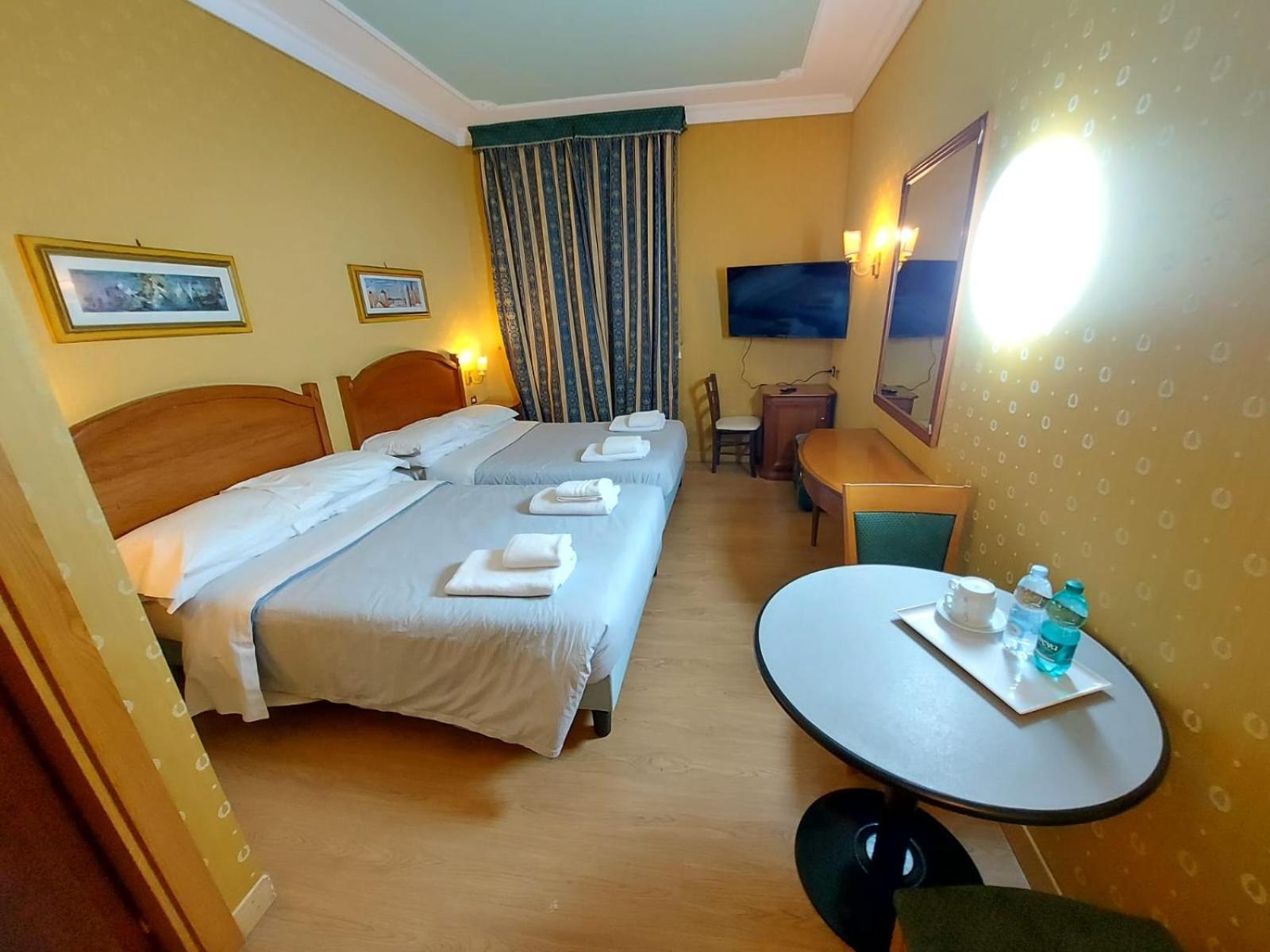 Hotel Positano 2 2*