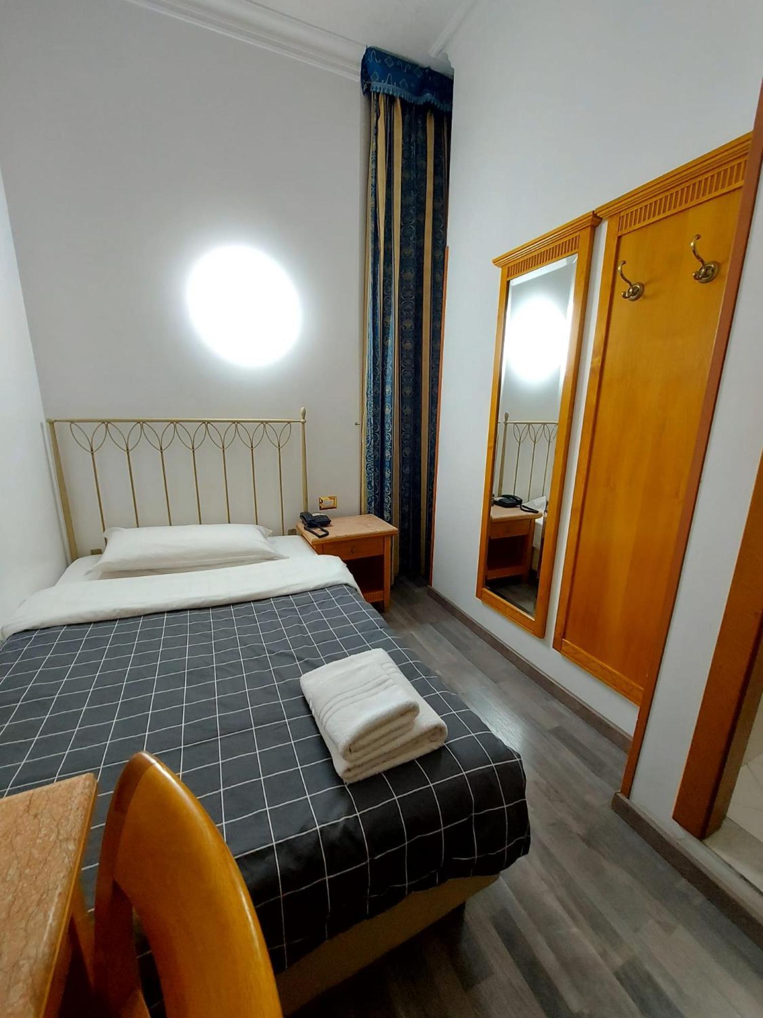 Hotel Positano 2 2*